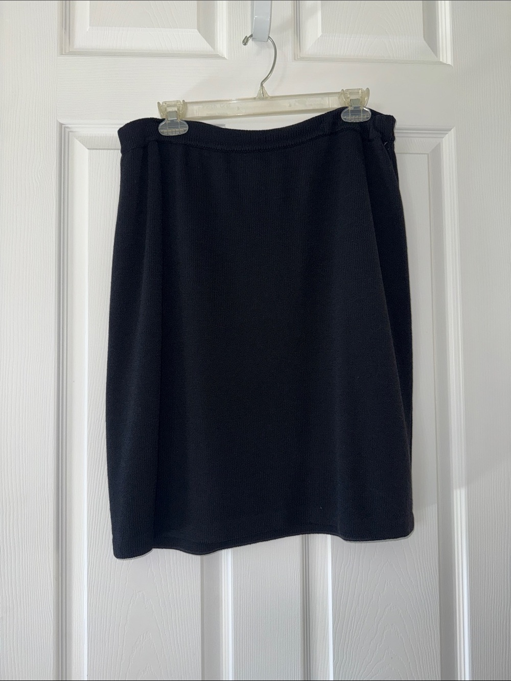 St. John Black Knit Midi Pencil Skirt